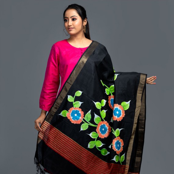 https://kvdesigners.com/products/dupatta-005