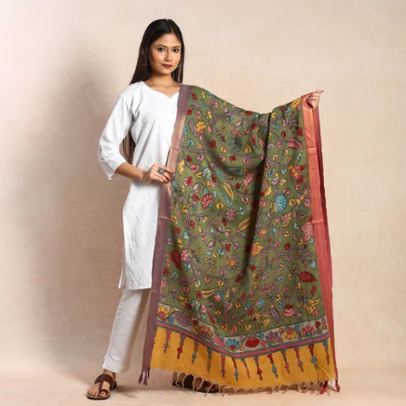 https://kvdesigners.com/products/dupatta-008