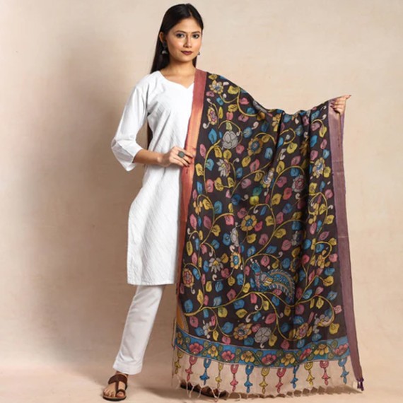 https://kvdesigners.com/products/dupatta-011