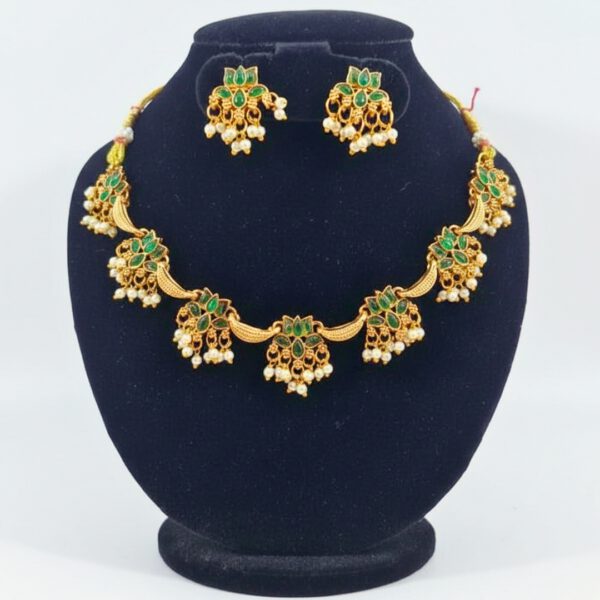 Lotus Pearl Necklace